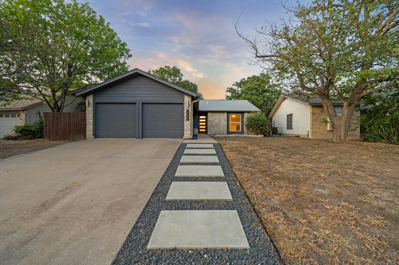 2008 Carriage Park Ln — exterior