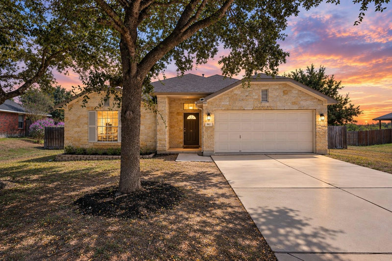 882 Shadow Creek Blvd — exterior