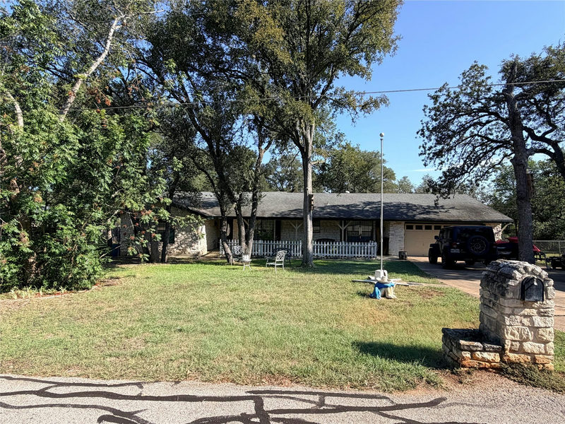 2800 Robin Rd — exterior