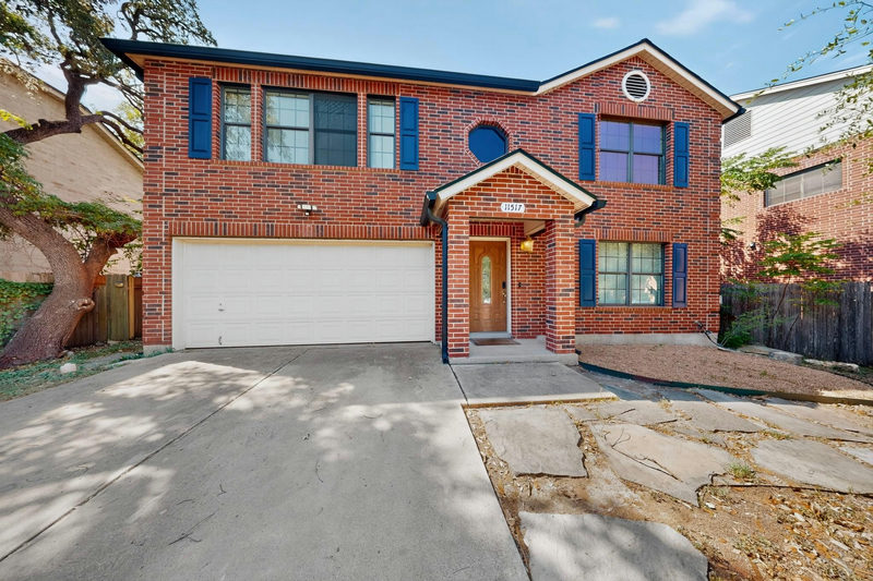 11517 Chatam Berry Ln — exterior