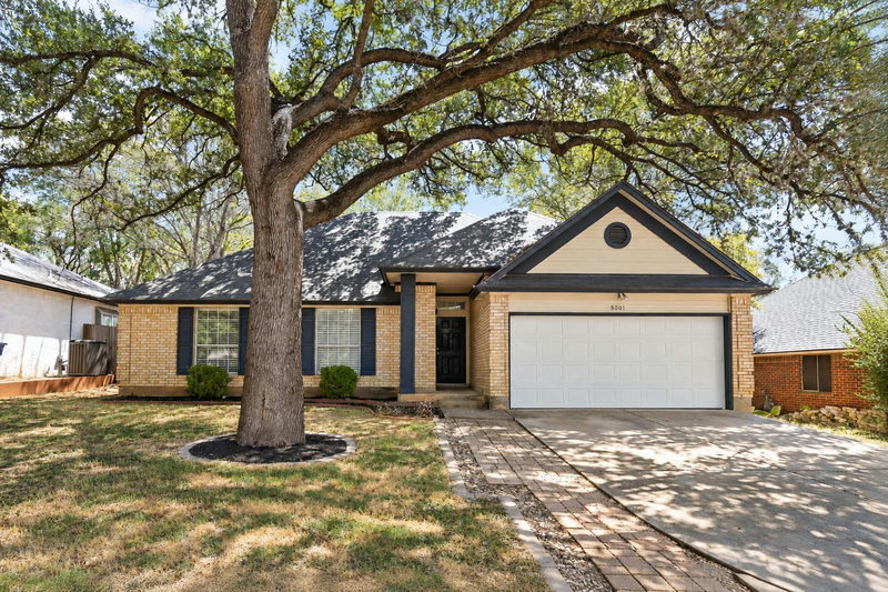 8001 Willet Trl — exterior