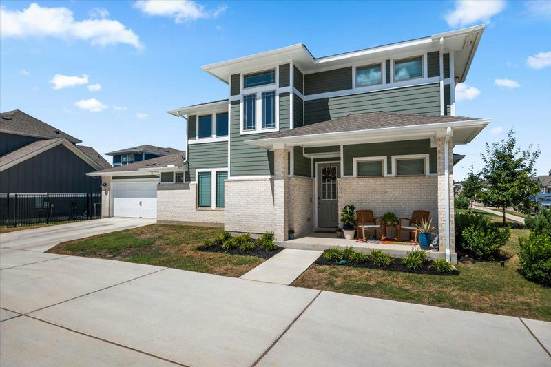 9511 Hamadryas Dr — exterior
