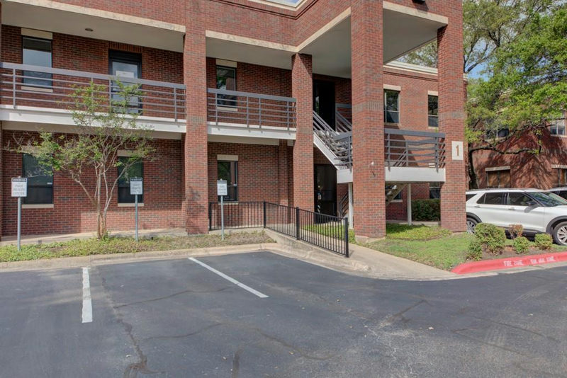 11824 Jollyville Rd #103 — exterior