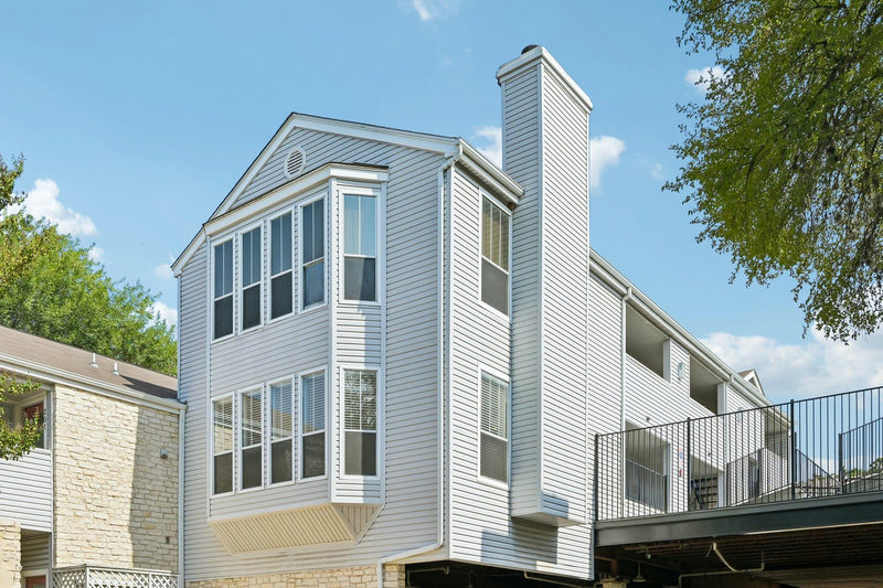 2520 Quarry Rd #202 — exterior