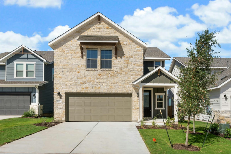 204 Clover Bnd — exterior