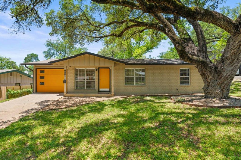 4904 Enchanted Ln — exterior