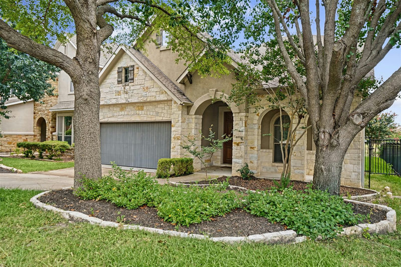 1915 Kempwood Loop — exterior