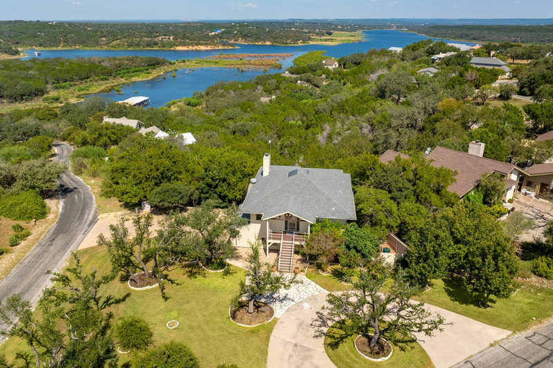 313 Kendall Dr — exterior