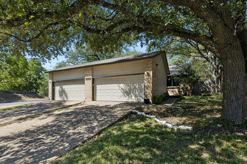 8000 Forest Mesa Dr #B — exterior