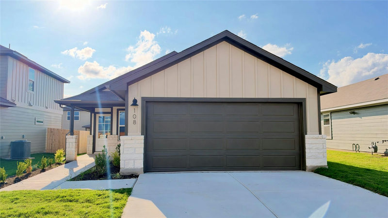 108 Wilcott Dr — exterior