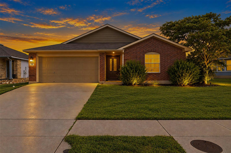208 Rock Hound Ln — exterior