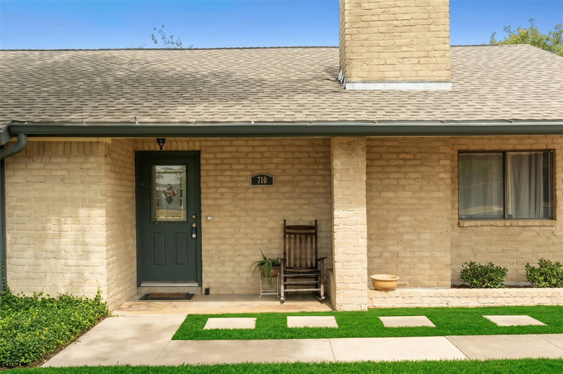 710 Lake View Cv — exterior