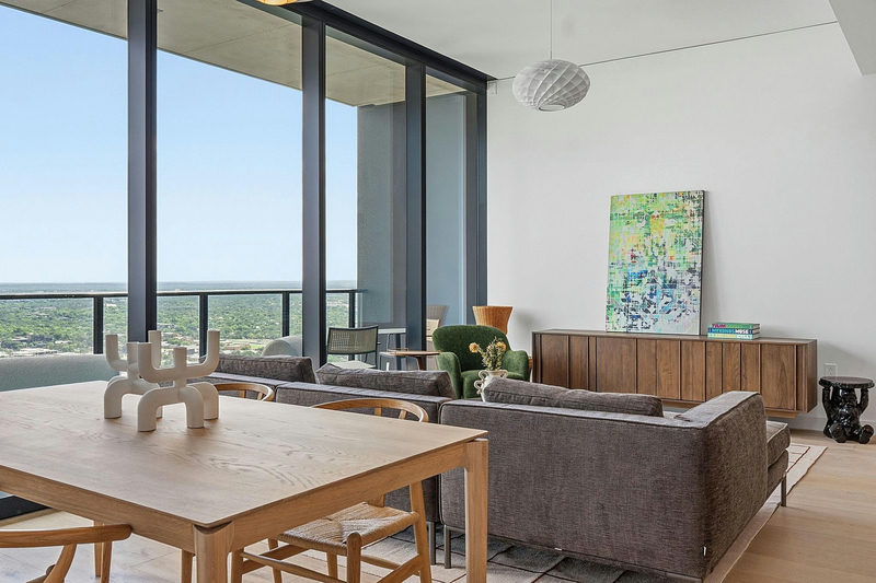 610 Davis St #4102 — exterior