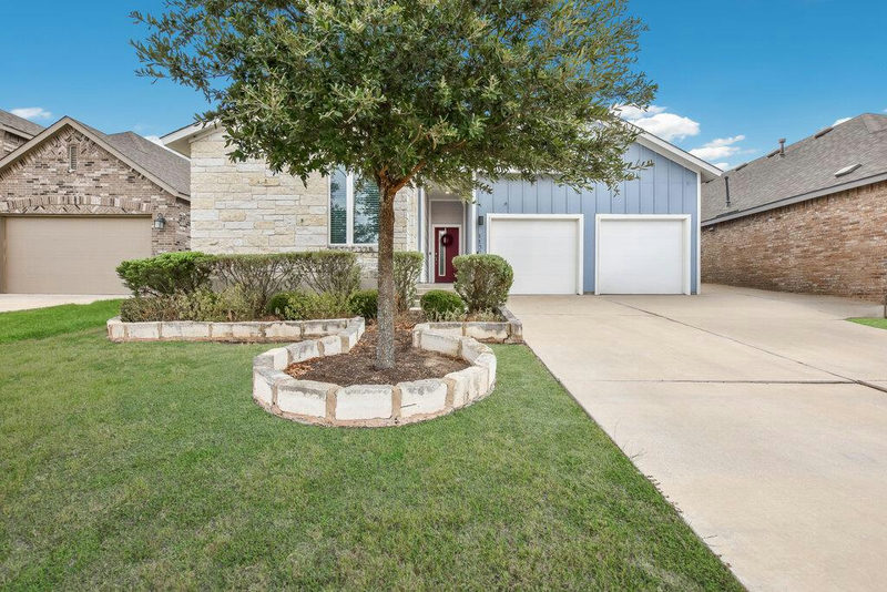 11321 American Mustang Loop — exterior