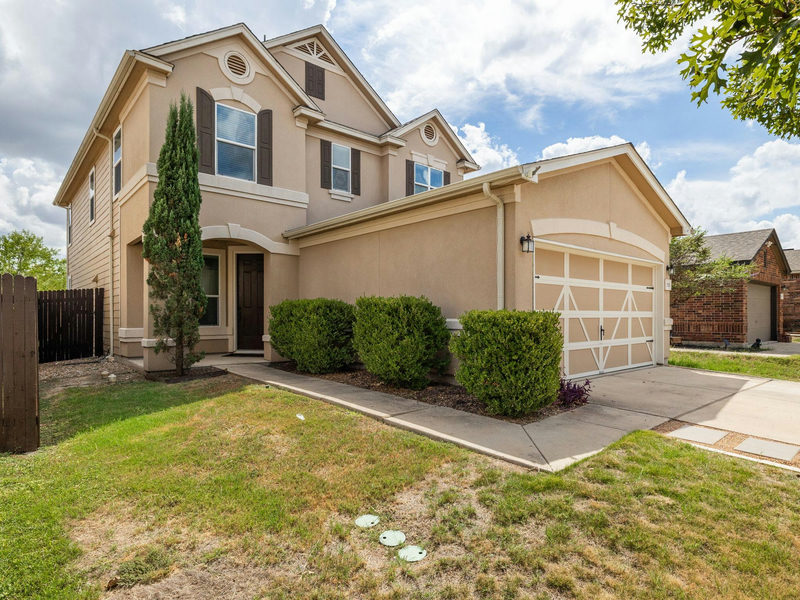 13525 Abraham Lincoln St — exterior