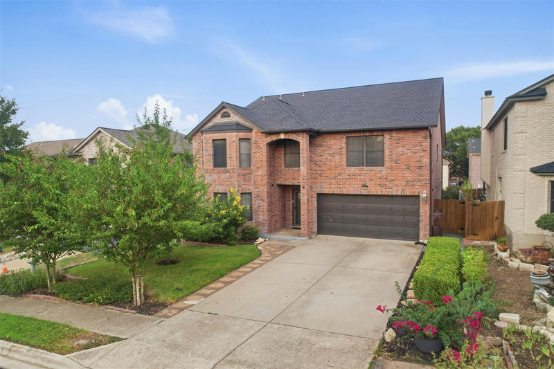 2423 Lavendale Ct — exterior