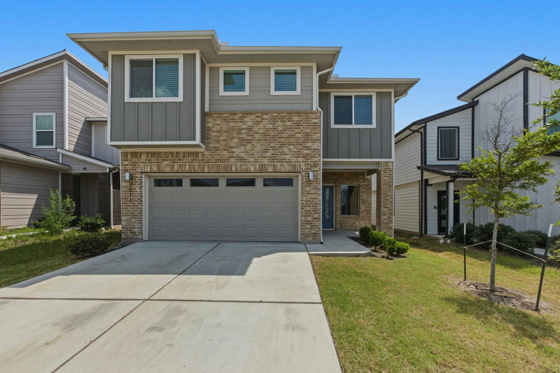 7511 Traylor Cv — exterior