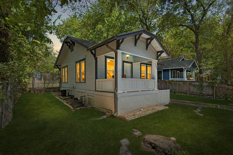 1204 Taylor St — exterior