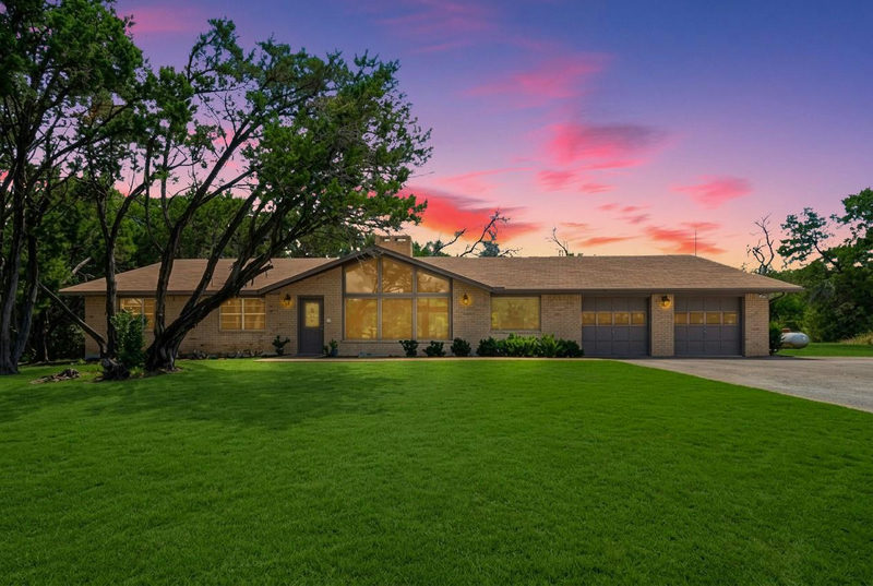 121 Merrywood Ln — exterior
