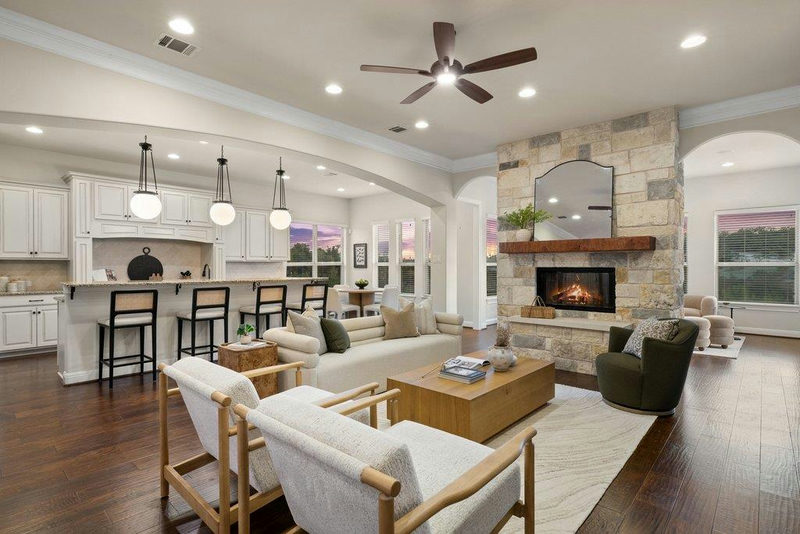 17207 Raynham Hill Dr — exterior