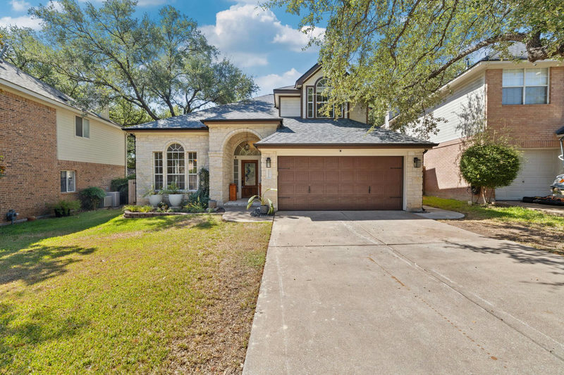 2211 Spring Hollow Path — exterior