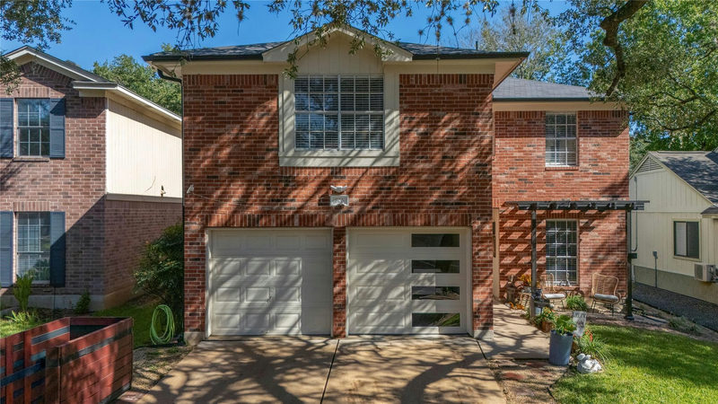 806 Tensley Trl — exterior
