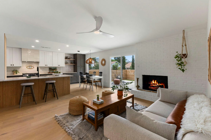 2512 McGregor Dr — exterior