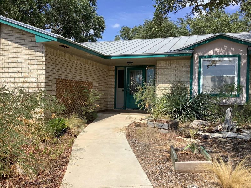 510 Wimberley Oaks Dr — exterior