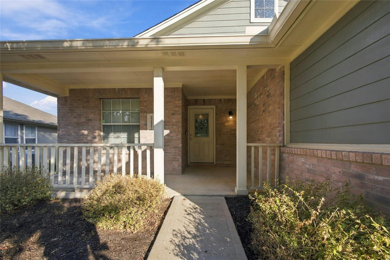 17512 Wiseman Dr — exterior