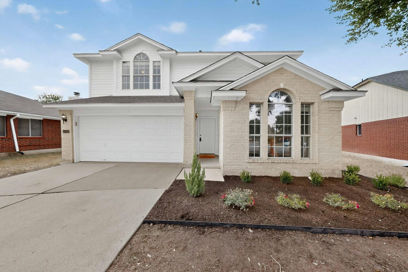 15812 Sambuca Cir — exterior