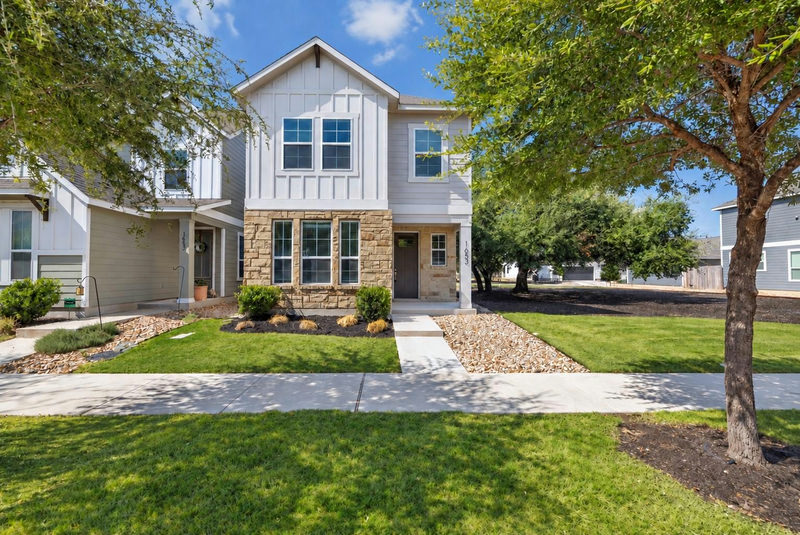 1653 Coral Sunrise Trl — exterior