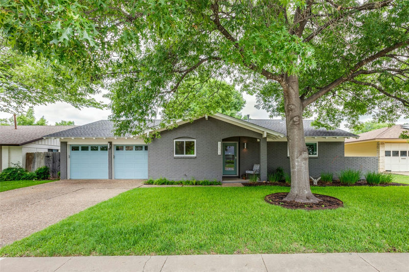 3204 Benbrook Dr — exterior