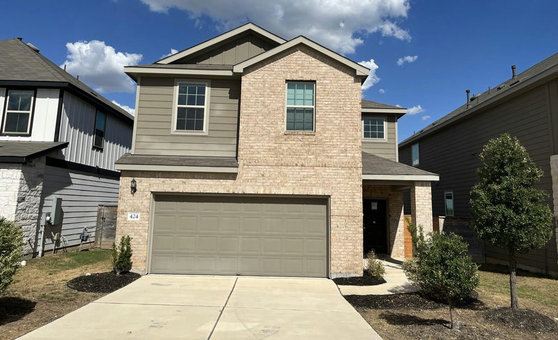 424 Turnbuckle Bnd — exterior