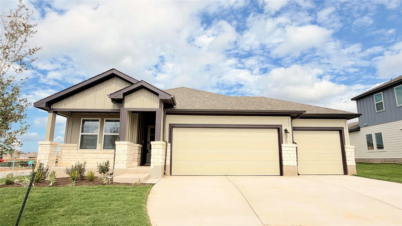 300 Wheel Horse Rd — exterior