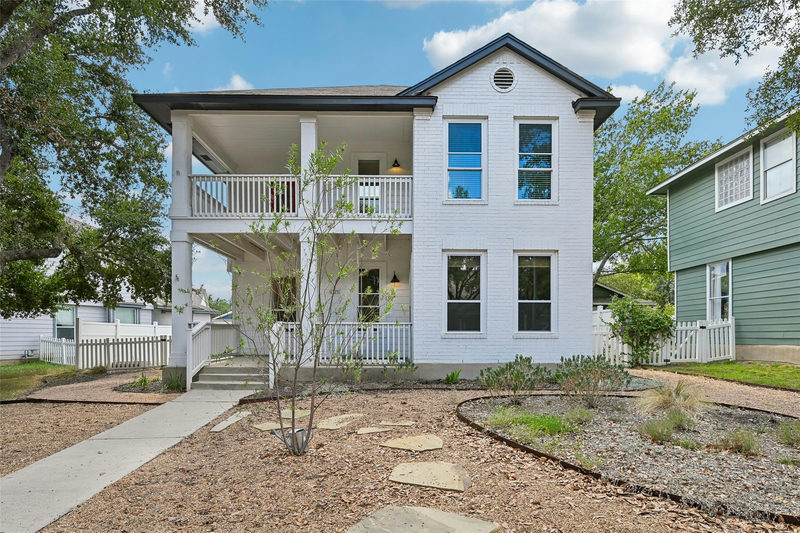 4719 Mather — exterior