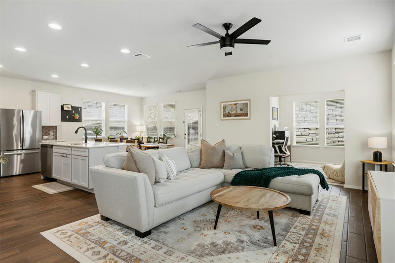 11421 Lago De Garda Dr — exterior