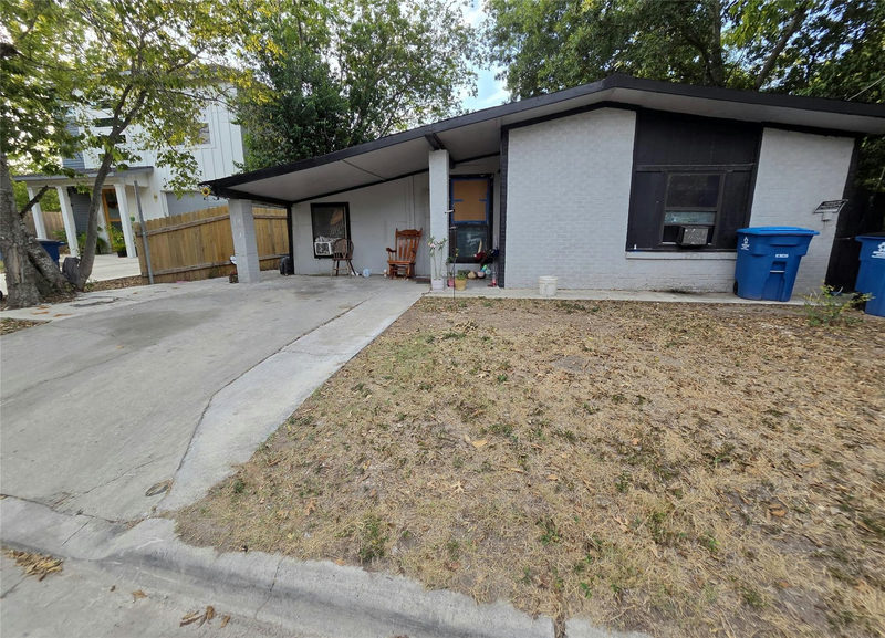 703 Rosewood St — exterior
