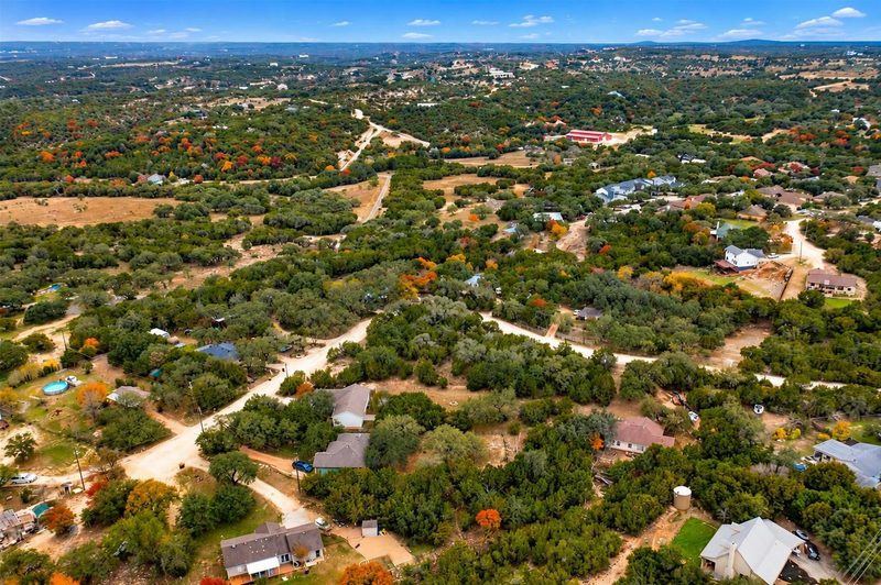 17110 Oak Cliff Cir — exterior