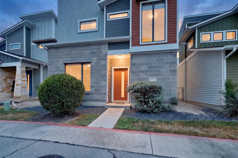 1417 Lorraine Loop #1417 — exterior
