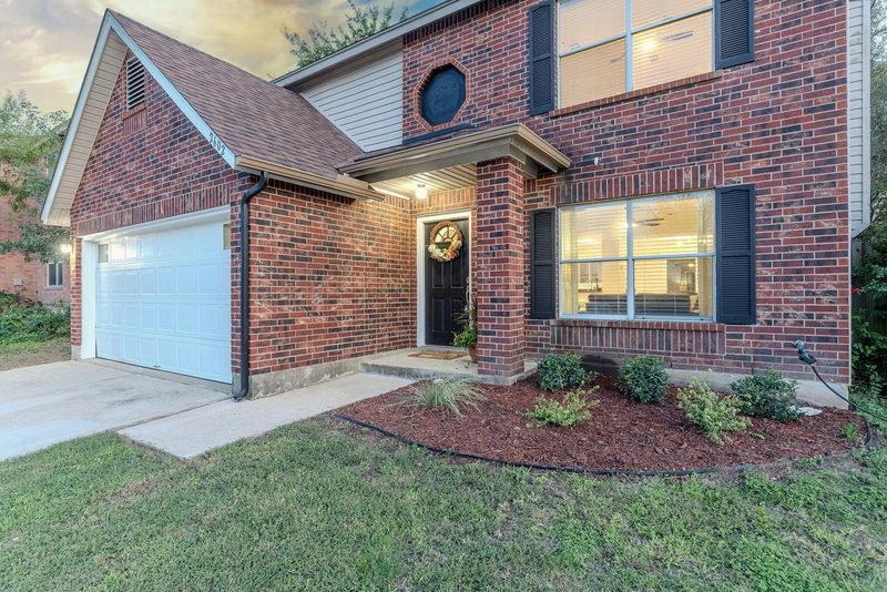 2602 Andres Way — exterior