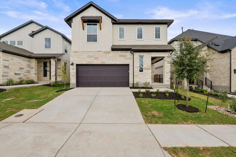 586 Darley Oak Drive — exterior