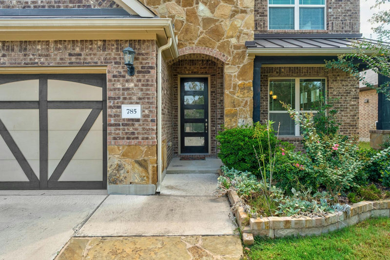 785 Vista Garden Dr — exterior