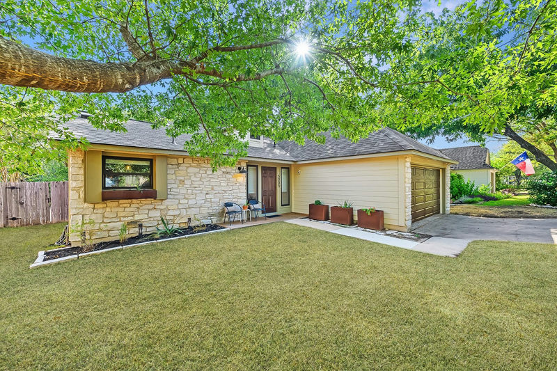 5005 Ganymede Dr — exterior