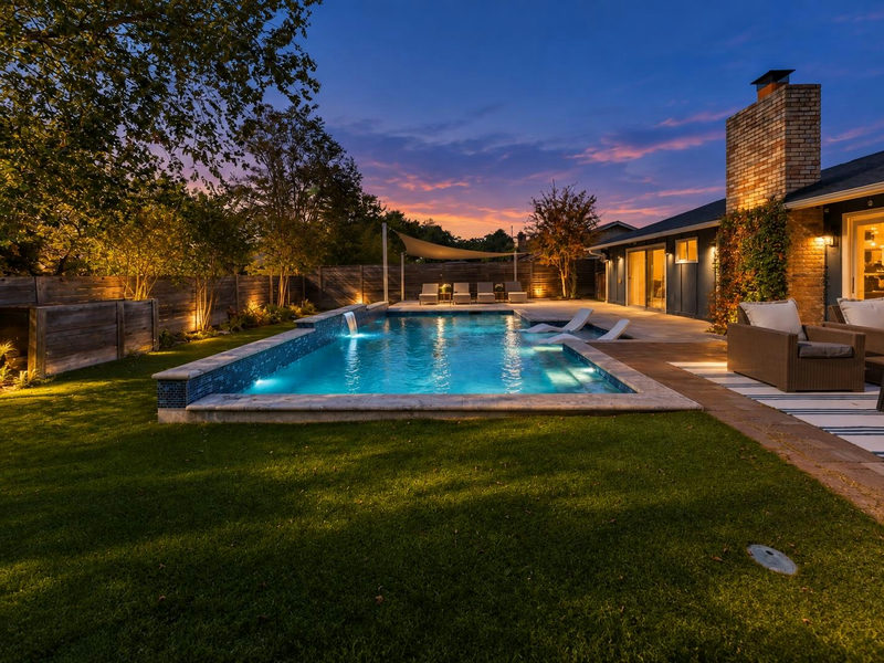10203 Sun Hill Dr — exterior