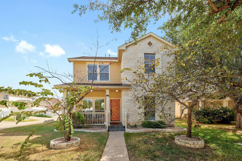 1710 Big Bend Dr — exterior