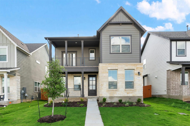 421 Carr Dr — exterior