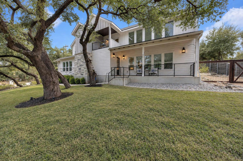 501 Alva Dr — exterior