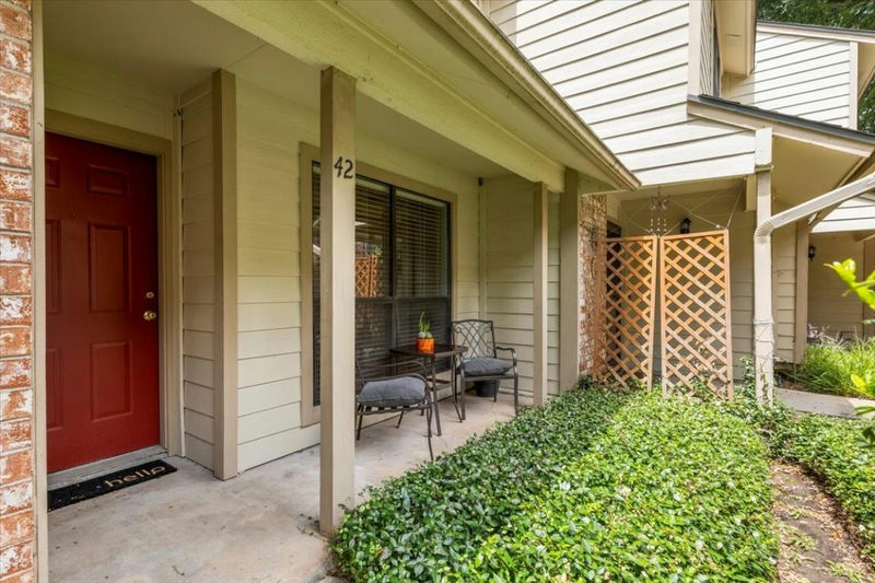 3801 Menchaca Rd #42 — exterior