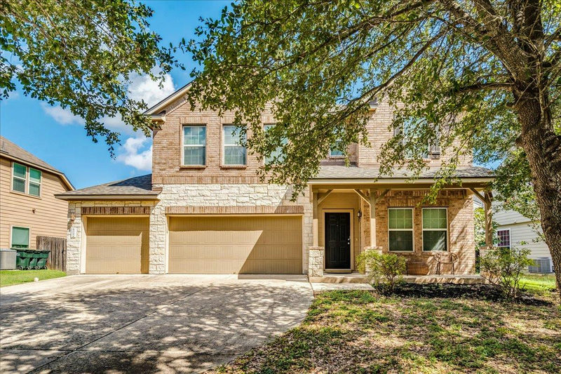809 Hometown Pkwy — exterior