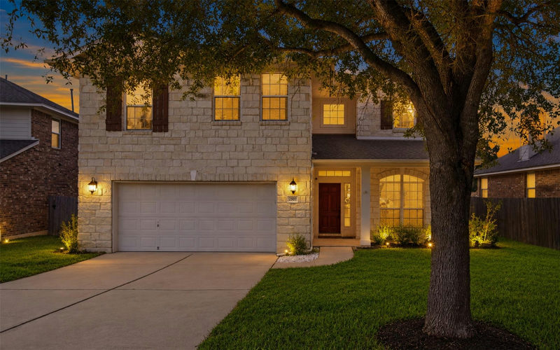 2507 Texan Dr — exterior